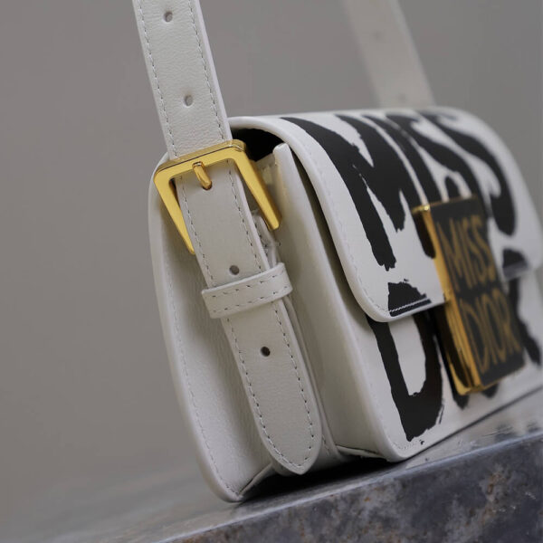 Miss Dior Flap Bag Medium grey - Image 3