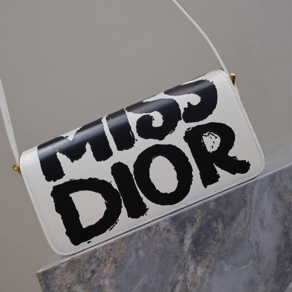 Miss Dior Flap Bag Medium grey - Image 4