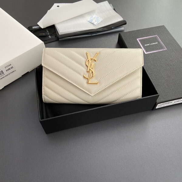 YSL CASSANDRE MATELASSÉ LARGE FLAP WALLET IN GRAIN DE POUDRE LEATHER Beige - Image 2