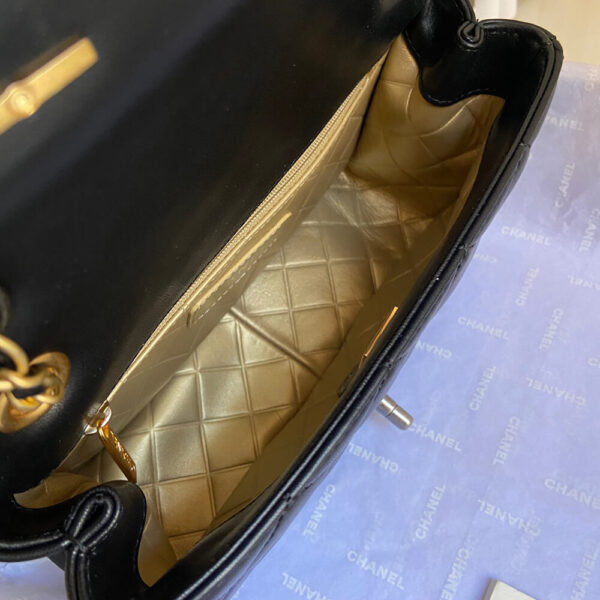 SMALL FLAP BAG black - Image 8