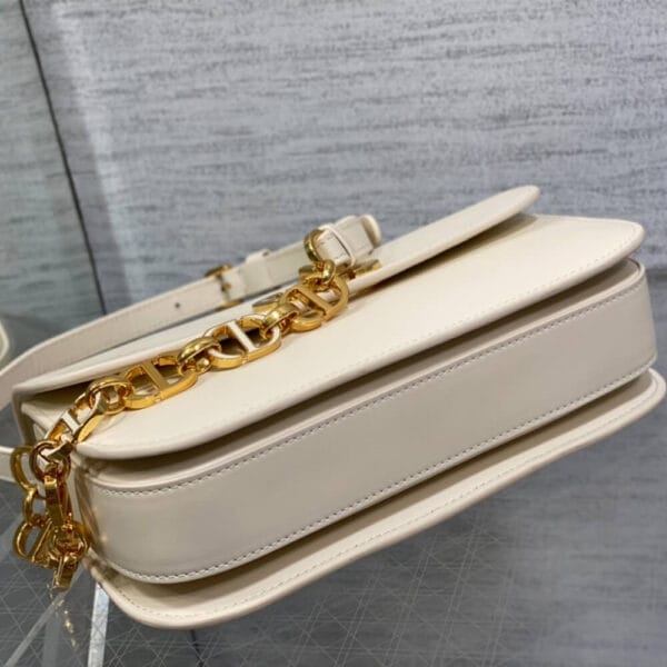 Dior 30 Montaigne Avenue Bag Beige - Image 5