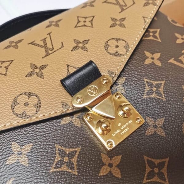 Louis Vuitton POCHETTE METIS Khaki - Image 6
