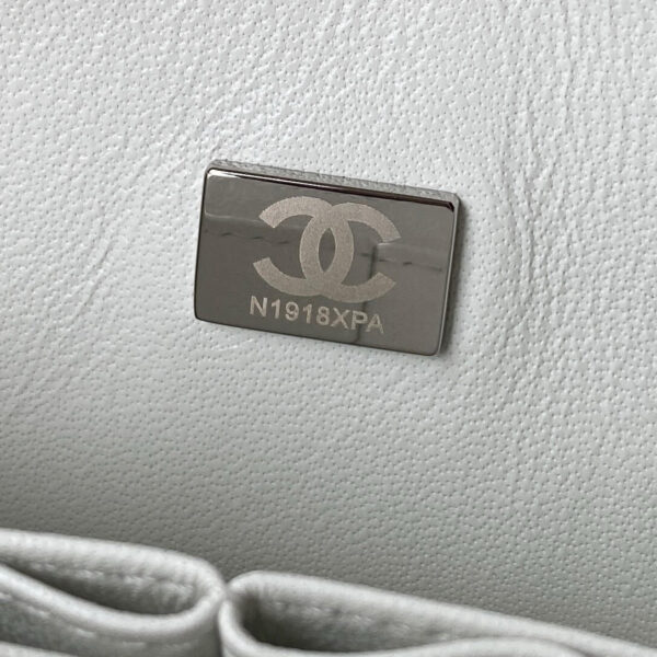 SMALL CLASSIC HANDBAG White - Image 7
