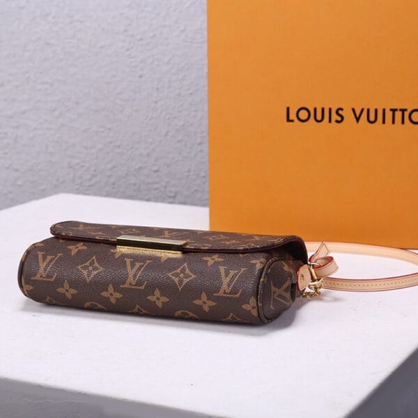 Louis Vuitton Favorite MM black - Image 5