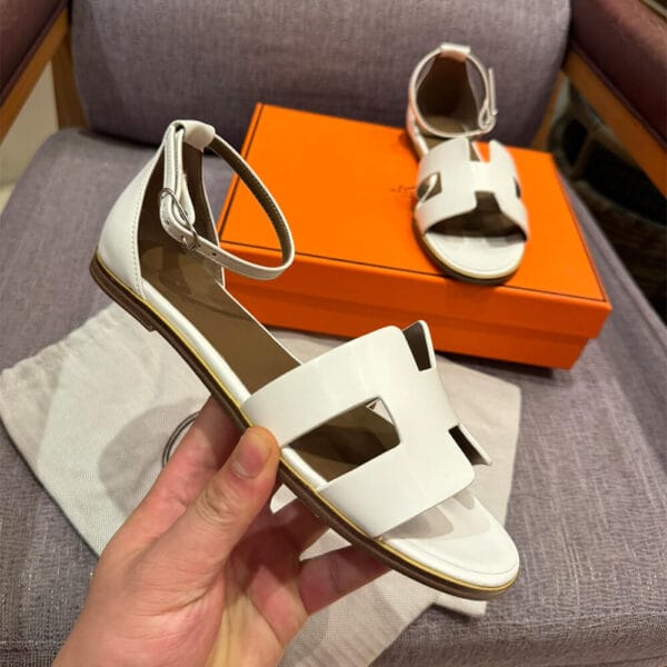 Hermès Santorini Sandals Beige - Image 5