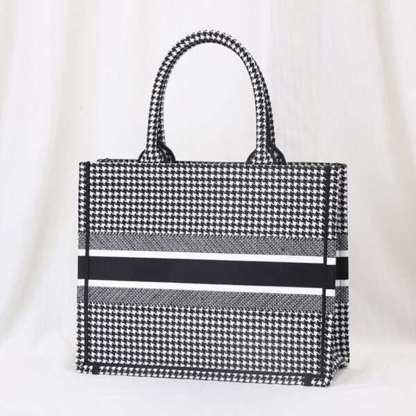 SMALL DIOR BOOK TOTE black - Image 4