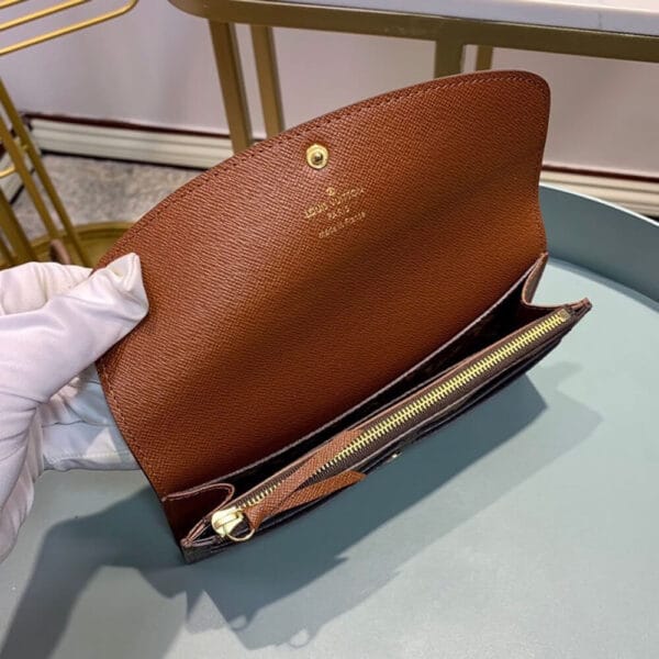Louis Vuitton Emilie Wallet black - Image 8