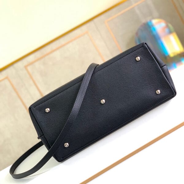 Louis Vuitton LOCKME DAY TOTE BAG black - Image 5