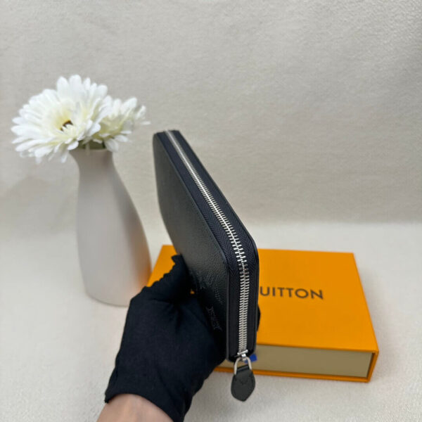 LV Zippy Wallet black - Image 3
