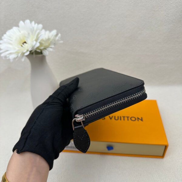 LV Zippy Wallet black - Image 5