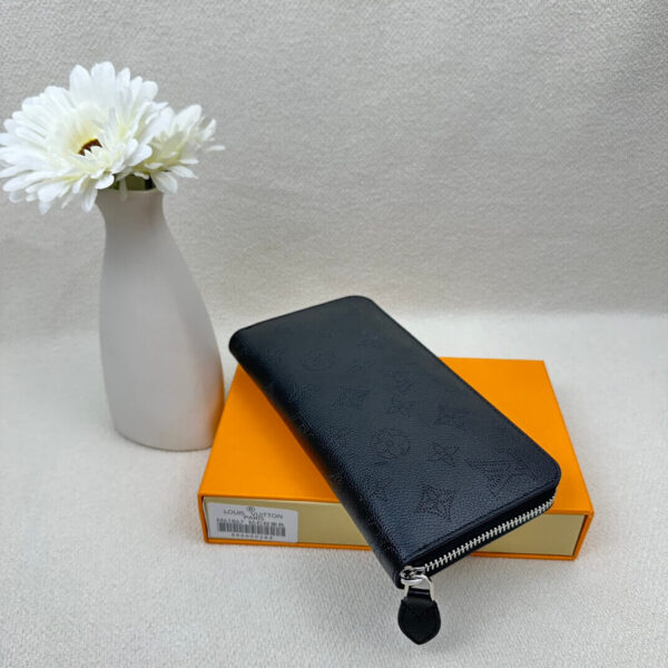 LV Zippy Wallet black - Image 6