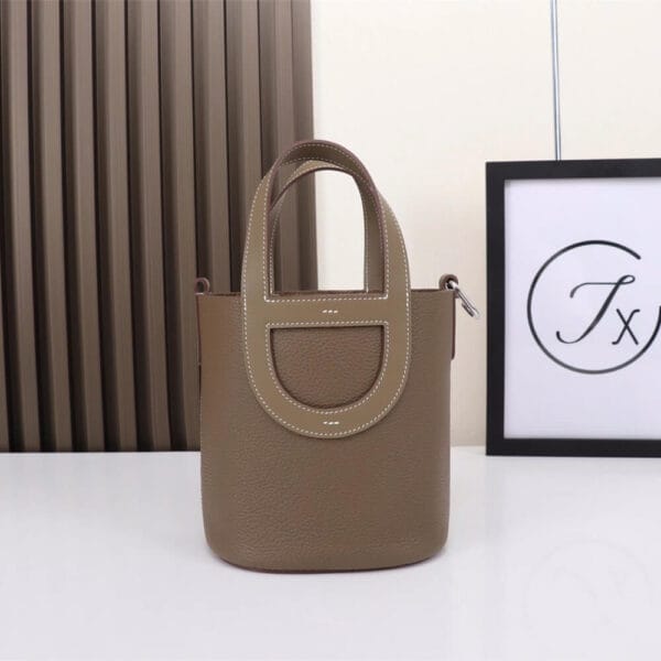 Hermes loop bag Medium grey - Image 4