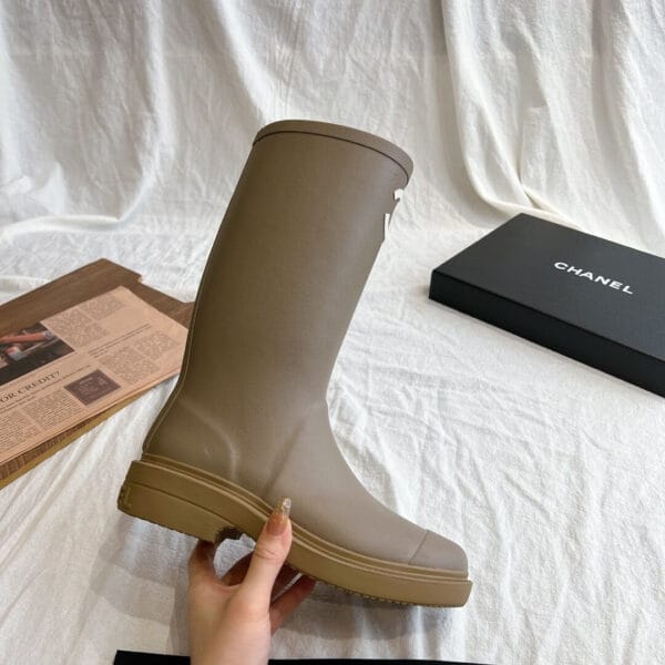 Chanel long rain boots black - Image 4