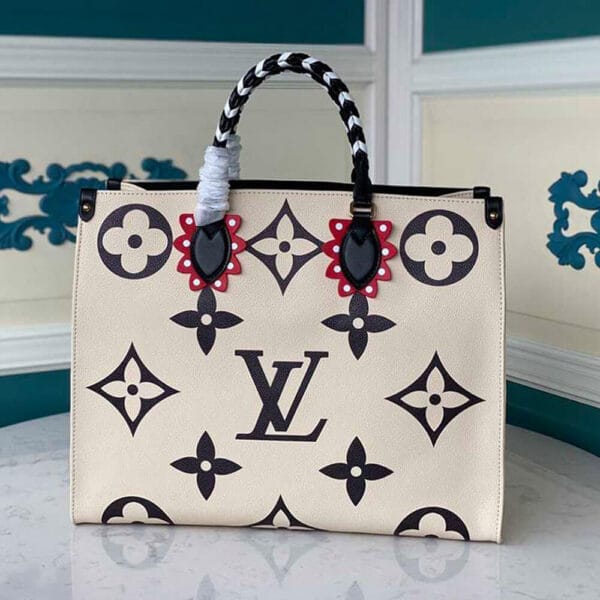 Louis Vuitton CRAFTY ONTHEGO GM Beige - Image 2