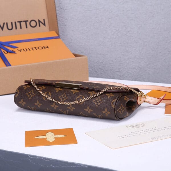 Louis Vuitton Favorite MM black - Image 5