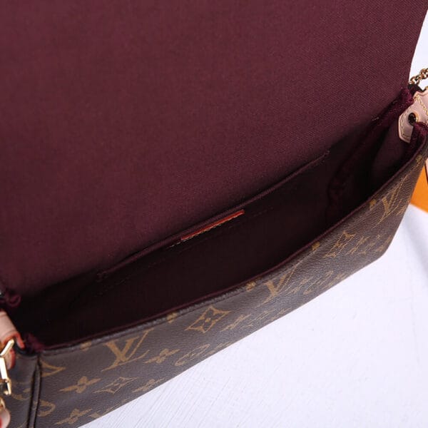 Louis Vuitton Favorite MM black - Image 8