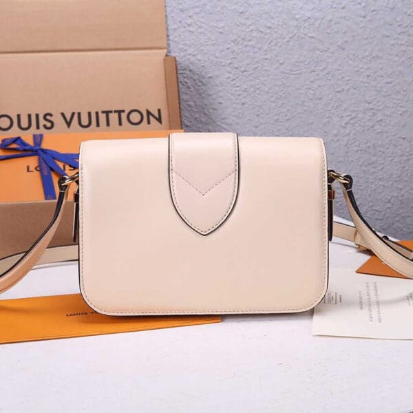 Louis Vuitton PONT 9 Beige - Image 4