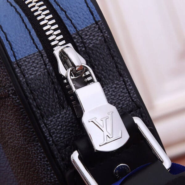 LV Alpha Messenger black - Image 7