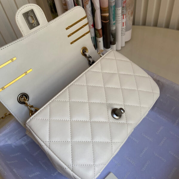 SMALL FLAP BAG Beige - Image 7