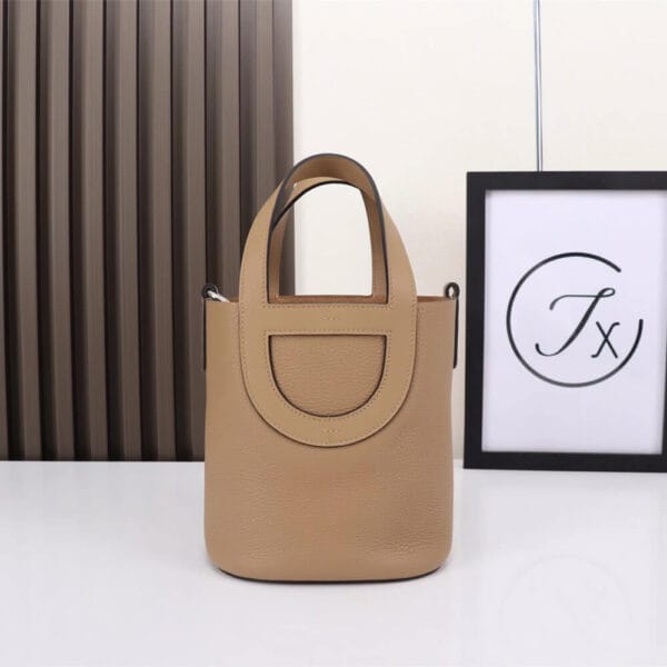 Hermes loop bag Lake Blue - Image 4