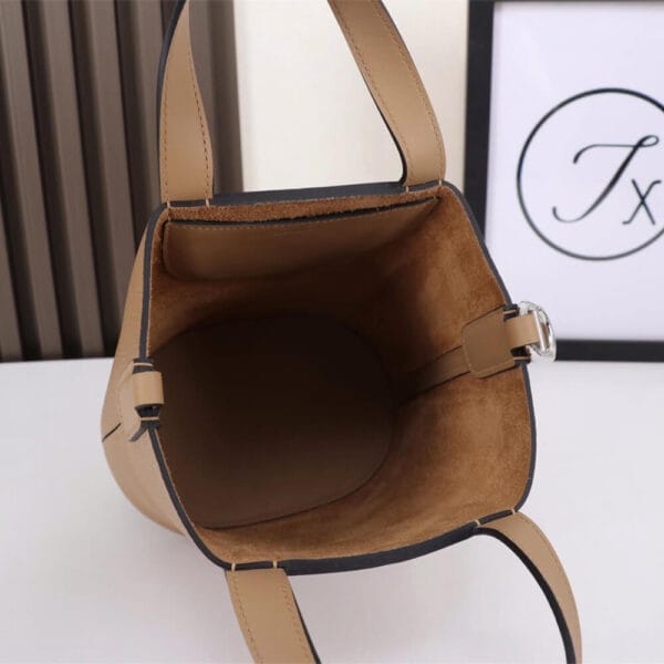 Hermes loop bag Lake Blue - Image 8