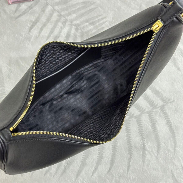 Prada Large leather shoulder bag black - Image 8