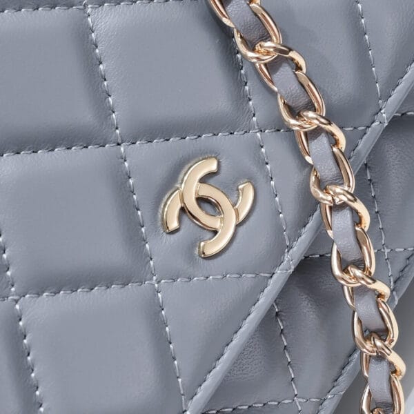 Chanel classic chain wallet Dark Olive - Image 6