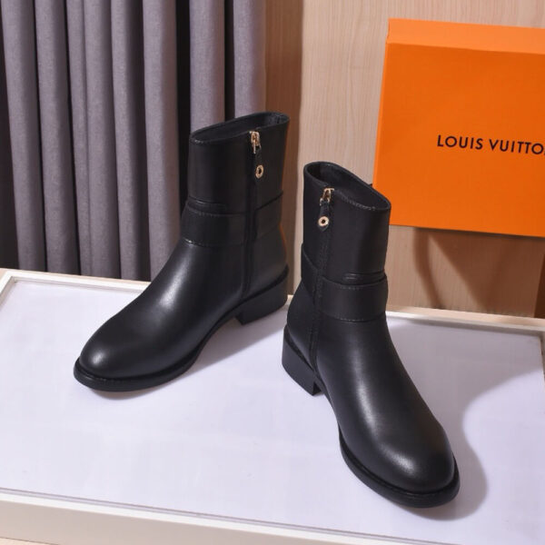 LV Westside Flat Ankle Boot black - Image 8