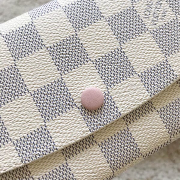 Louis Vuitton Emilie Wallet Beige - Image 6