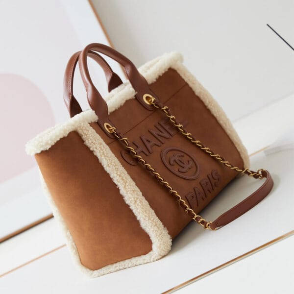 Chanel Small Tote Bag(high-end grade) Khaki - Image 3