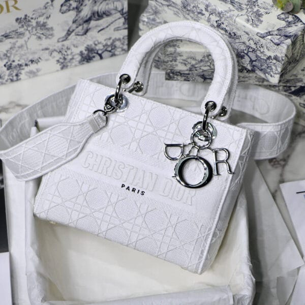 DIOR MEDIUM LADY D-LITE BAG Beige - Image 2