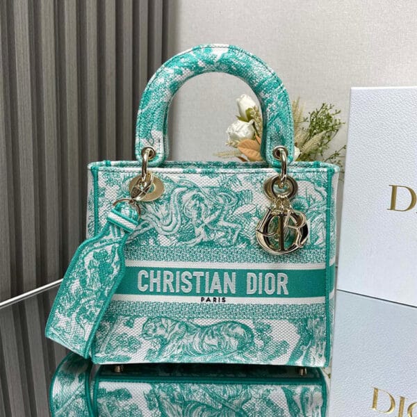 Dior Medium Lady D-Lite Bag Lake Blue - Image 2
