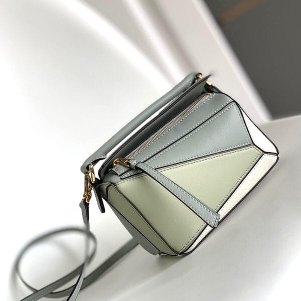 LOEWE Mini Puzzle bag in classic calfskin Beige - Image 2