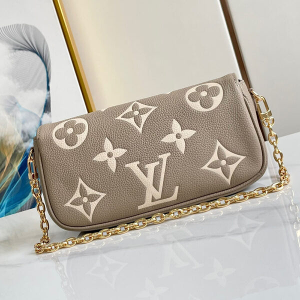 LV Wallet On Chain Ivy Medium grey - Image 4