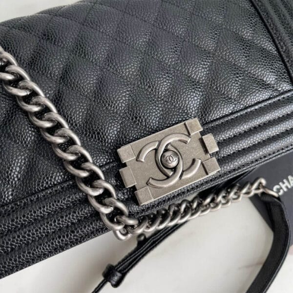 BOY CHANEL HANDBAG black - Image 4