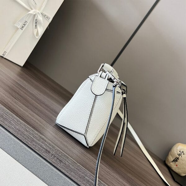 LOEWE Mini Puzzle bag in classic calfskin Beige - Image 3