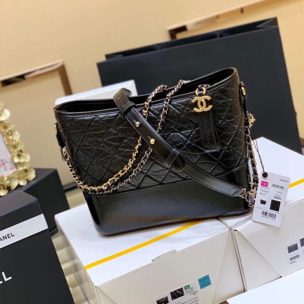 CHANEL’S GABRIELLE HOBO HANDBAG black - Image 3