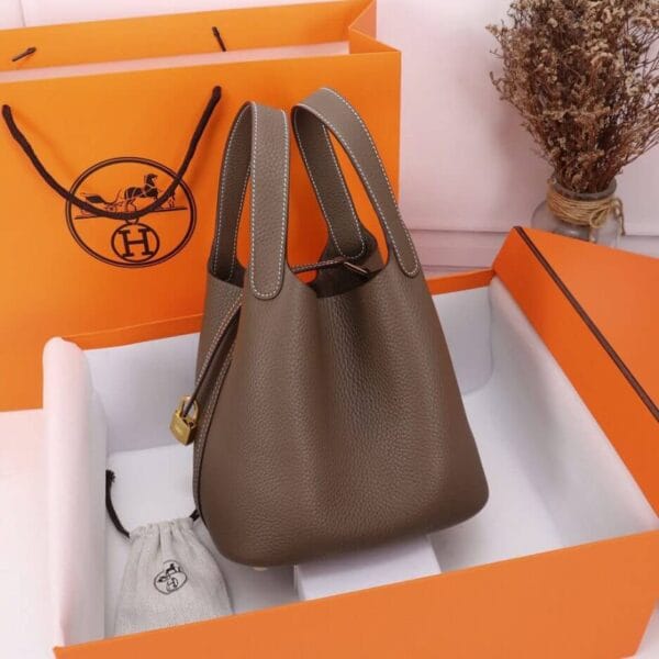 Hermes Picotin Lock 22 bag black - Image 4