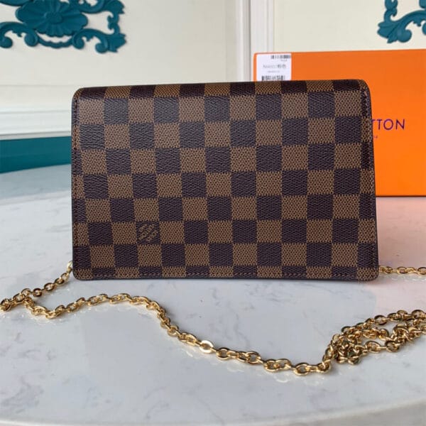 Louis Vuitton CROISETTE CHAIN WALLET White - Image 3