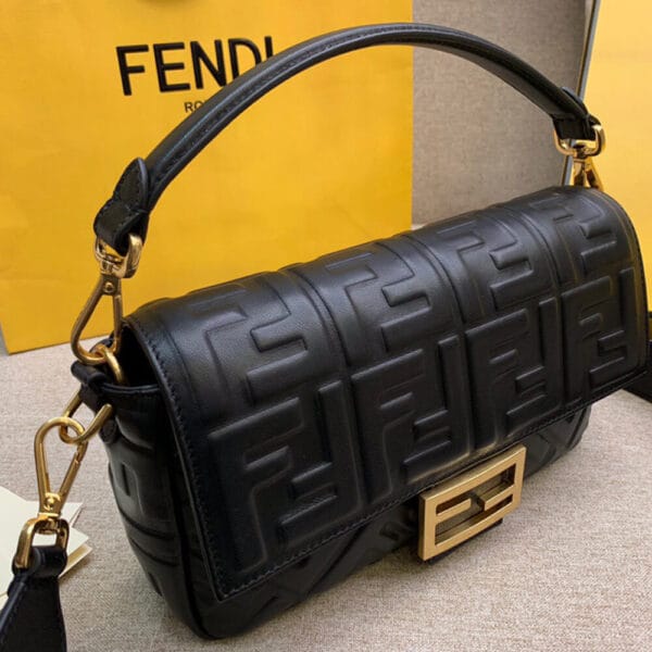 Fendi Baguette black - Image 3