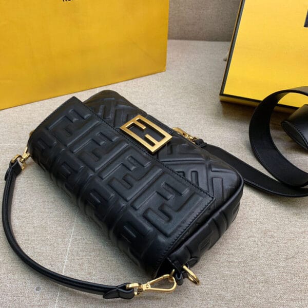 Fendi Baguette black - Image 6