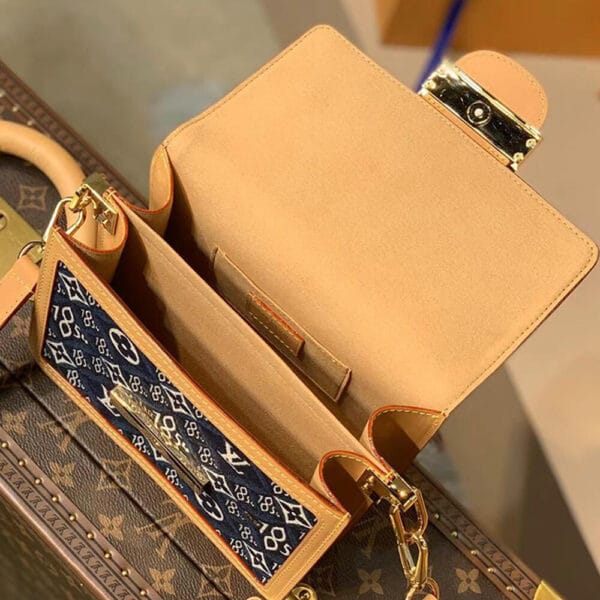 Louis Vuitton DAUPHINE mini handbag Lake Blue - Image 8