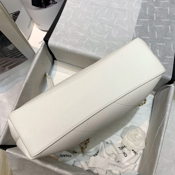 CHANEL Small Shopping Bag Beige - Image 5