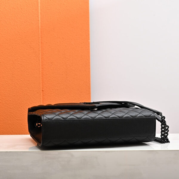 YSL ENVELOPE MEDIUM IN QUILTED GRAIN DE POUDRE EMBOSSED LEATHER black - Image 6
