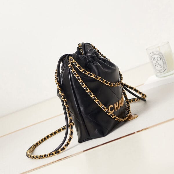 CHANEL 22 MINI HANDBAG black - Image 3