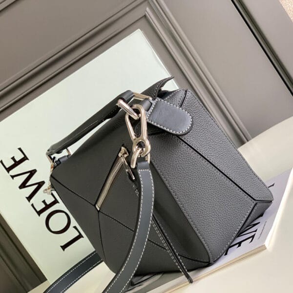 LOEWE Small Puzzle Bag Medium grey - Image 3