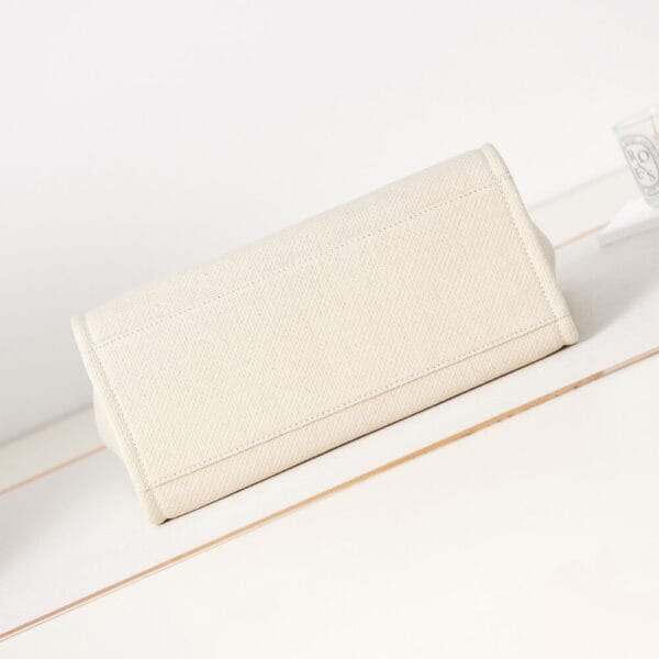 Chanel Small Tote Bag Beige - Image 5