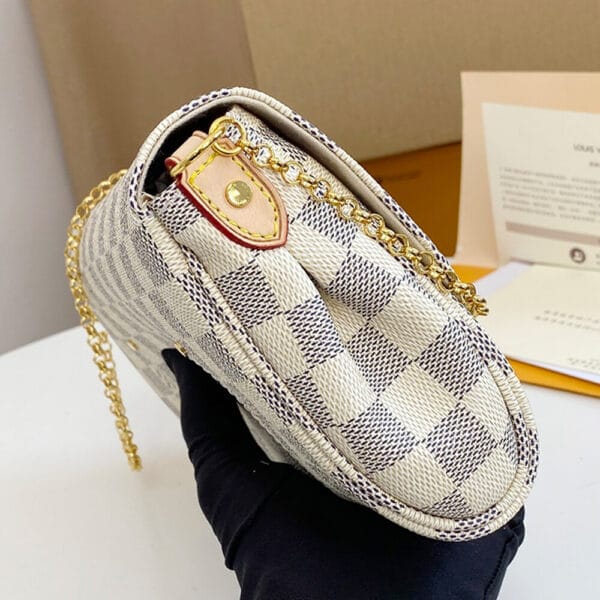 Louis Vuitton Favorite MM Beige - Image 5