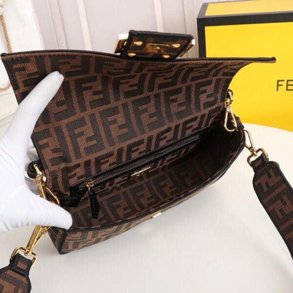 Fendi Baguette black - Image 8