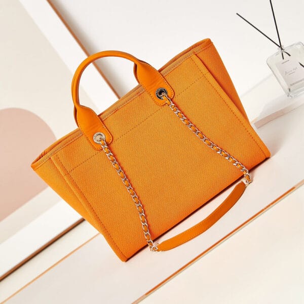 Chanel Small Tote Bag Khaki - Image 4